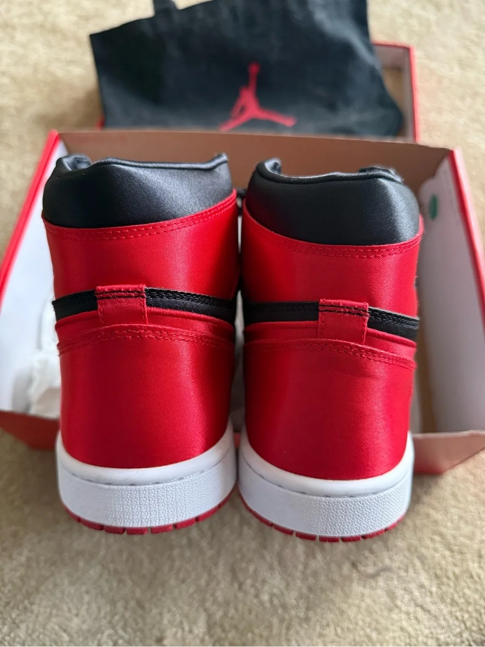Women’s Air Jordan 1 Retro High OG Black/Red – Size 10 – Original Box